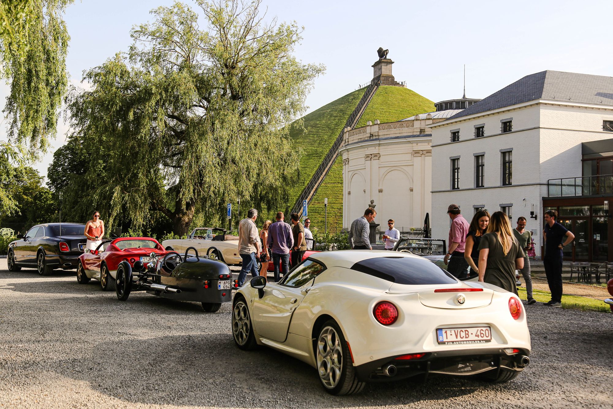 A luxurious stay and an unforgettable motoring adventure in Walloon Brabant!