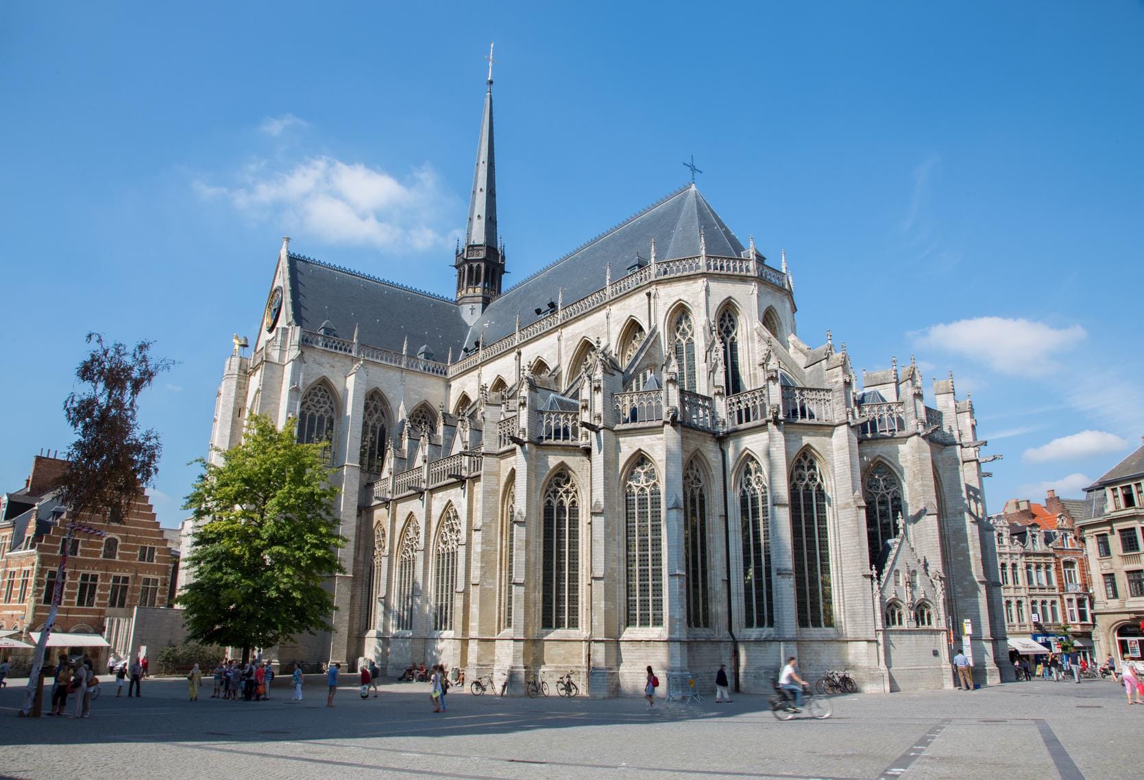 Saint Peter's Church - église Saint Pierre - Gothic style - UNESCO