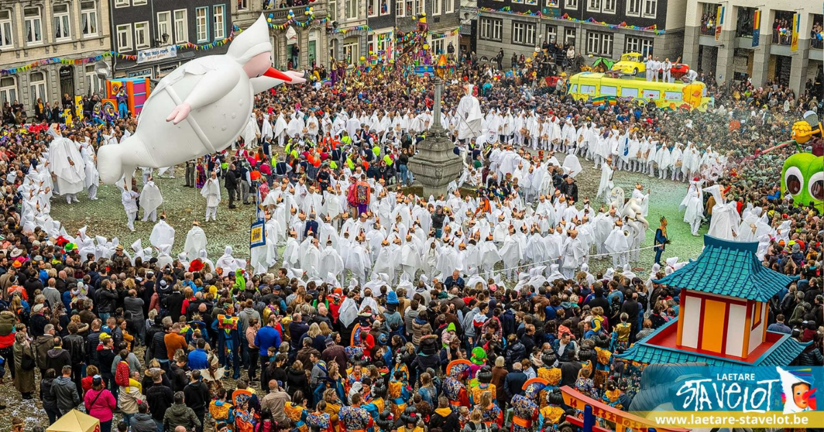 Carnaval de Stavelot - Stavelot Carnival - Blanc-Moussi - défilé - feux d'artifices